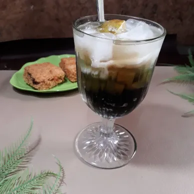 Es Kelapa Muda Cincau
